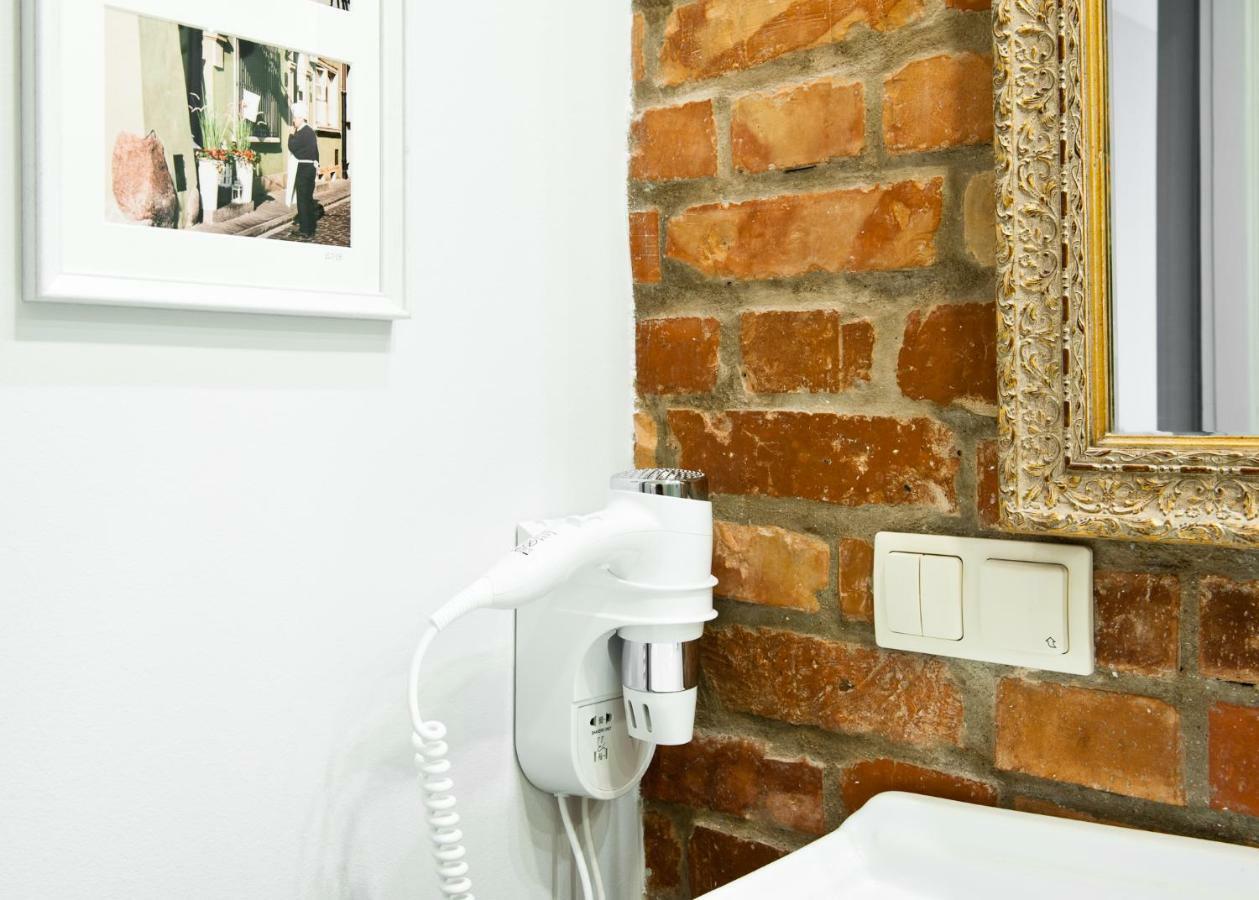 Red Brick Old Town Apartment Warschau Buitenkant foto